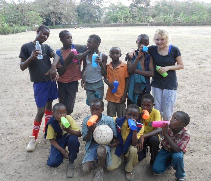 Naomi with childerns